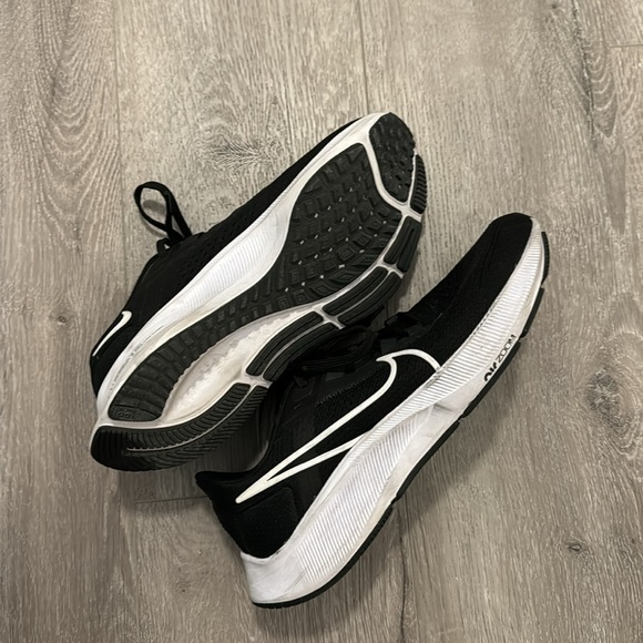 Nike zoom running shoes - Picture 2 of 6